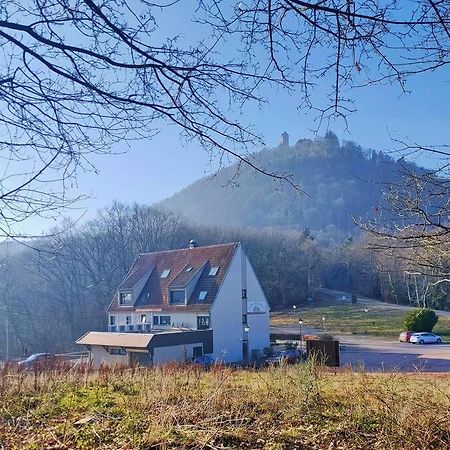 Au Pied Du Chateau Orschwiller Dış mekan fotoğraf
